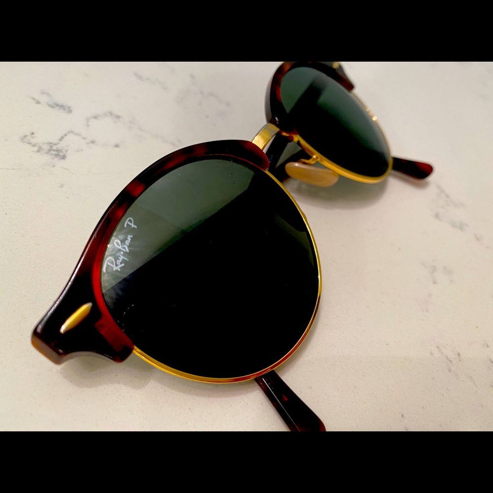 Women’s sunglasses